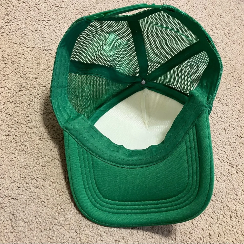 Lucky retro-style trucker cap hat White &‎ Green St. Patrick's Day